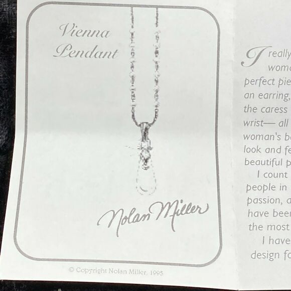 The Nolan Miller Glamour Collection Vienna Pendant Necklace Gold Teardrop Pearl - Picture 10 of 12